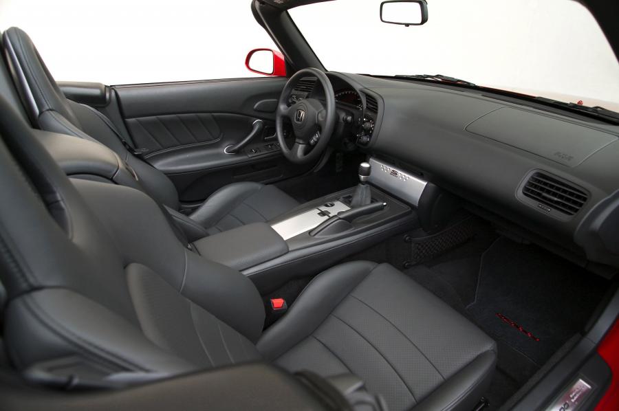  Honda S2000 2004 года  (фото 32 из 89)